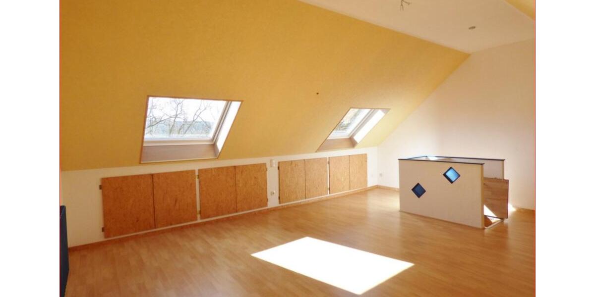 Reihenhaus Ense - 4 Zimmer, 140 m&sup2;, 1.200&euro; | Angebot:24745687
