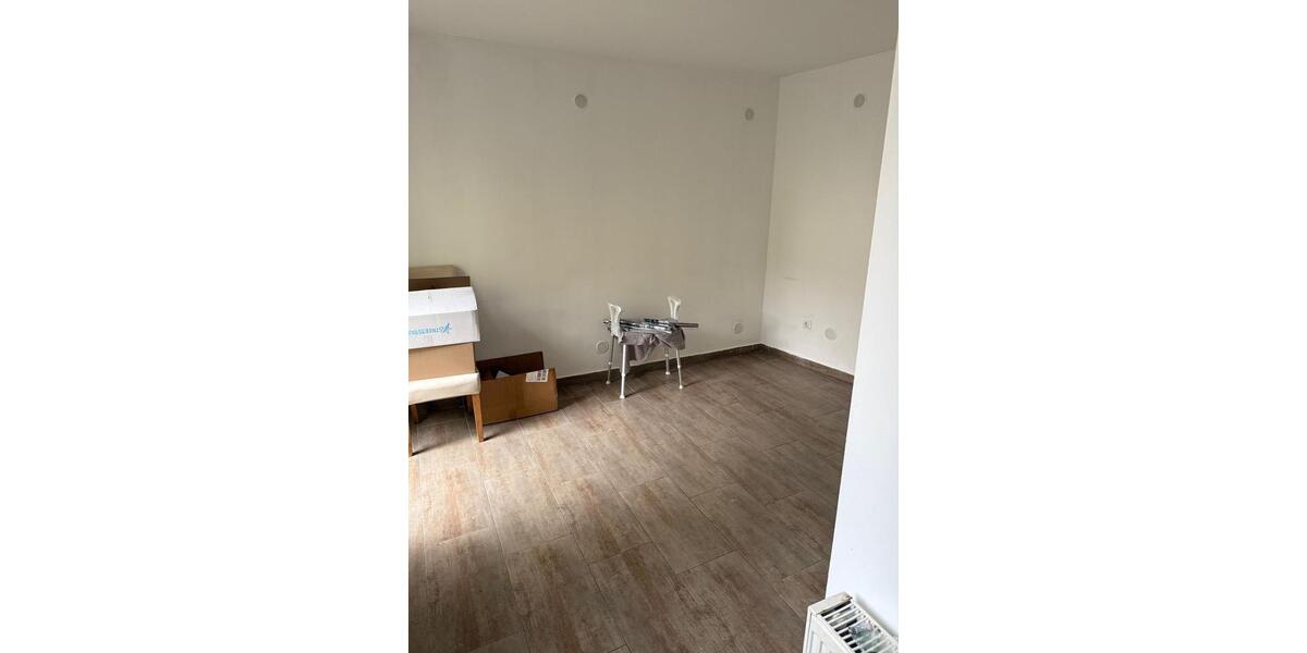 Erdgeschoßwohnung Ludwigshafen am Rhein Rheingönheim - 3 Zimmer, 55 m&sup2;, 860&euro; | Angebot:25918972