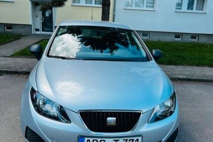 Seat Ibiza 33.500 km 5.100 &euro; Altenburg 04600