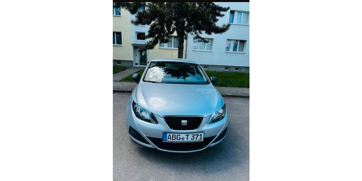 Seat Ibiza 33.500 km 5.100 &euro; Altenburg 04600