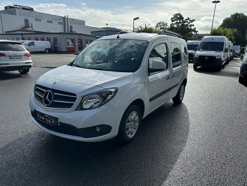 Citan 111 CDI lang Tourer AHK ALU Navi