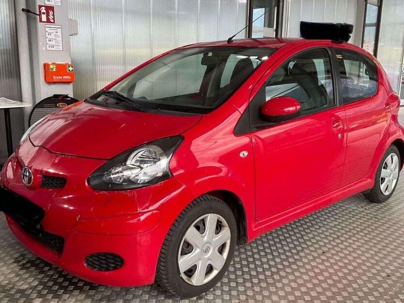 Aygo (X)