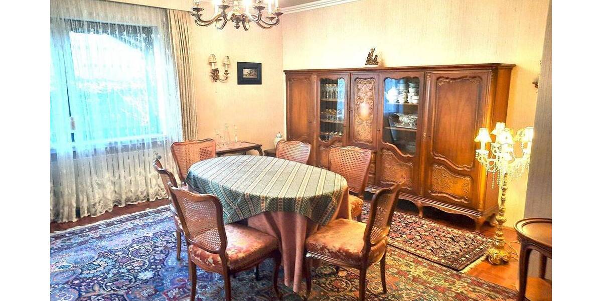 Einfamilienhaus Kriftel - 8 Zimmer, 251 m&sup2;, 1.080.000&euro; | Angebot:25968360