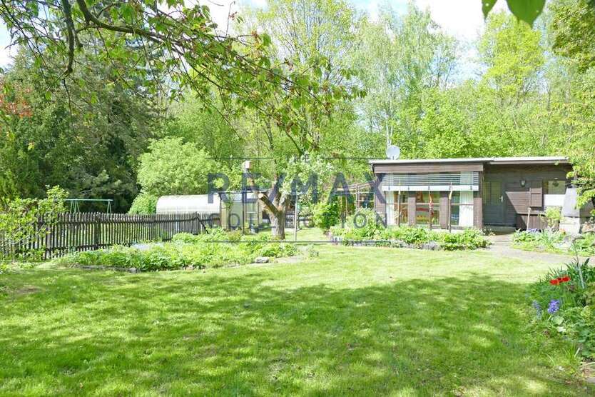 Grundstück zu verkaufen in Chemnitz 45.000 € 1594 m²
