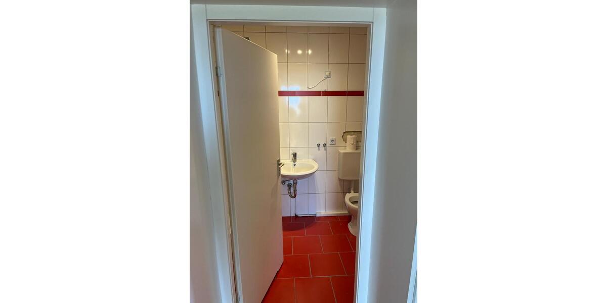 Etagenwohnung Hochheim am Main - 2 Zimmer, 60 m&sup2;, 200.000&euro; | Angebot:26324005