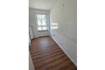 Frisches Wohngefühl! Modernisierte 3-Zimmer-Wohnung! Balkon, neues Bad, neuer Boden, Aufzug