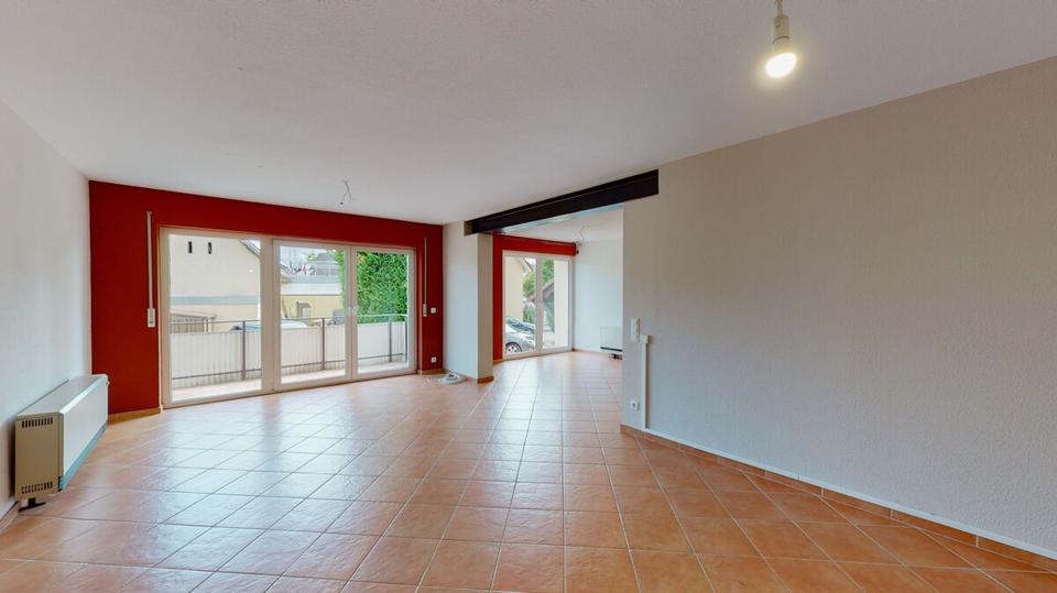 Charmante 3-Zimmer-Hochparterrewohnung mit Balkon, Garage und Gartennutzung in Au am Rhein 3 zimmer