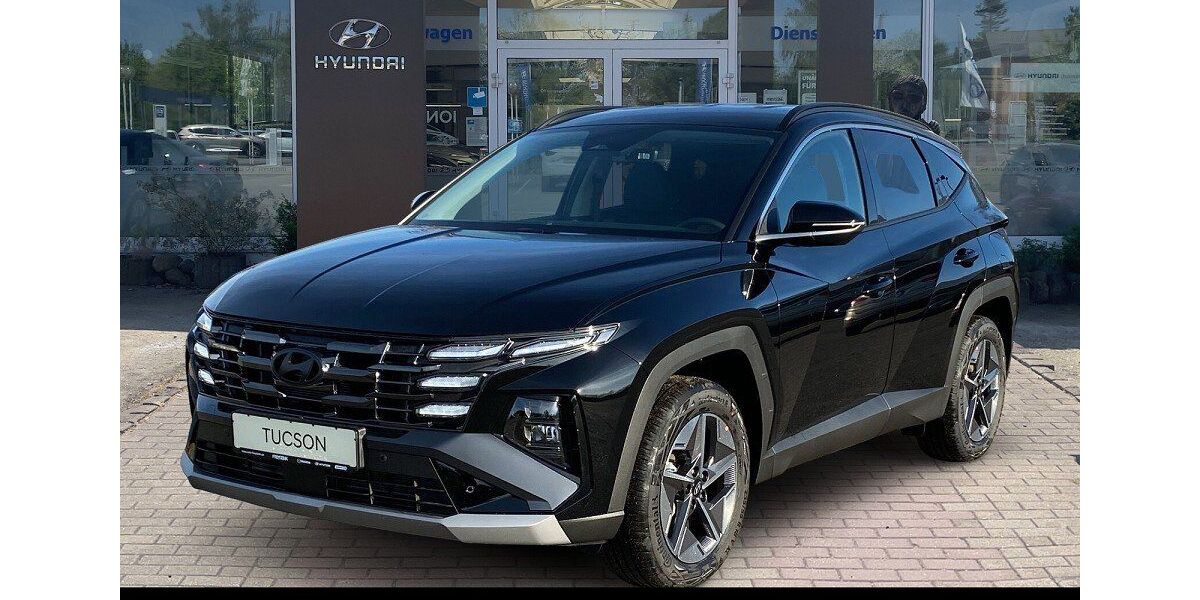 Hyundai TUCSON 4.787 km 41.499 &euro; Leipzig 04328