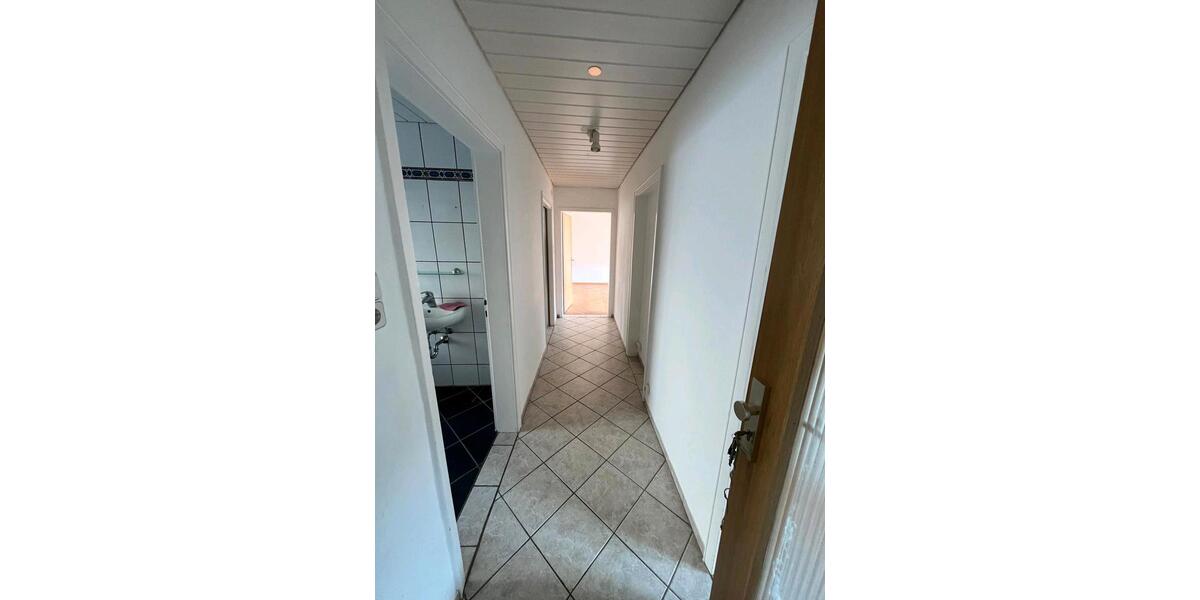 Etagenwohnung Schramberg - 5 Zimmer, 119 m&sup2;, 1.000&euro; | Angebot:25405696