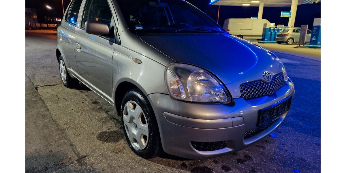 Toyota Yaris 74.000 km 2.190 &euro; Augsburg 86167