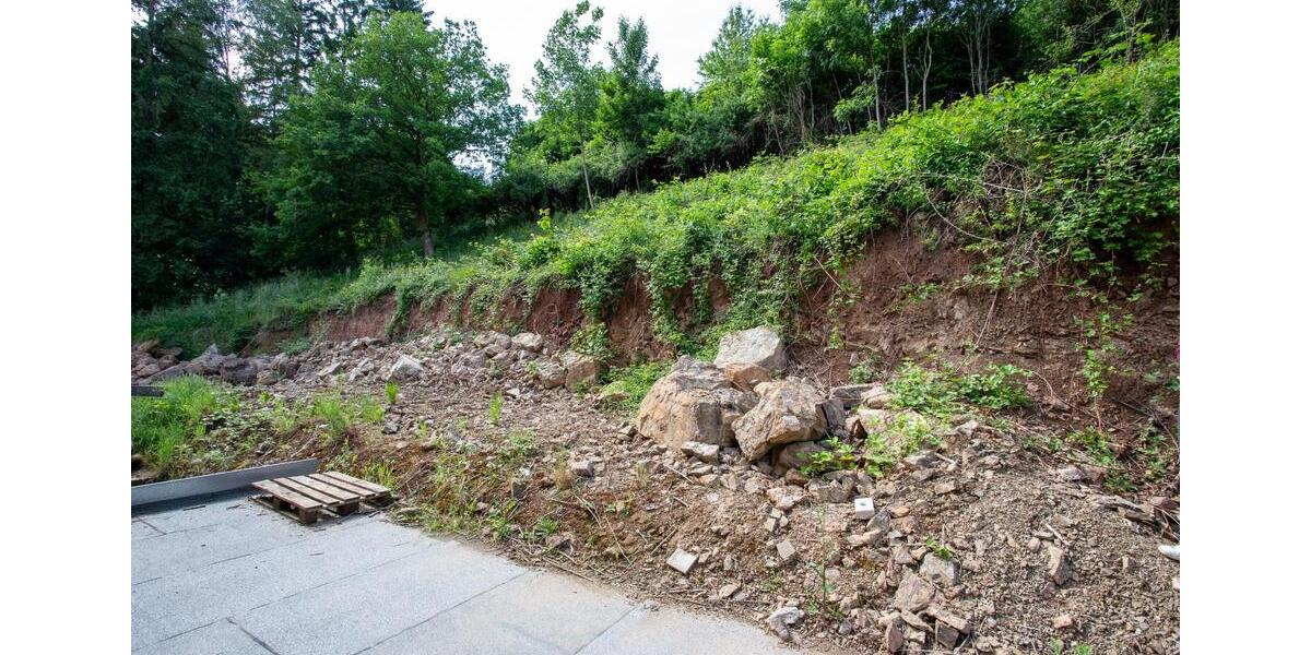 Doppelhaushälfte Stolberg (Rhld.) Gressenich - 5 Zimmer, 250 m&sup2;, 2.300&euro; | Angebot:24274753