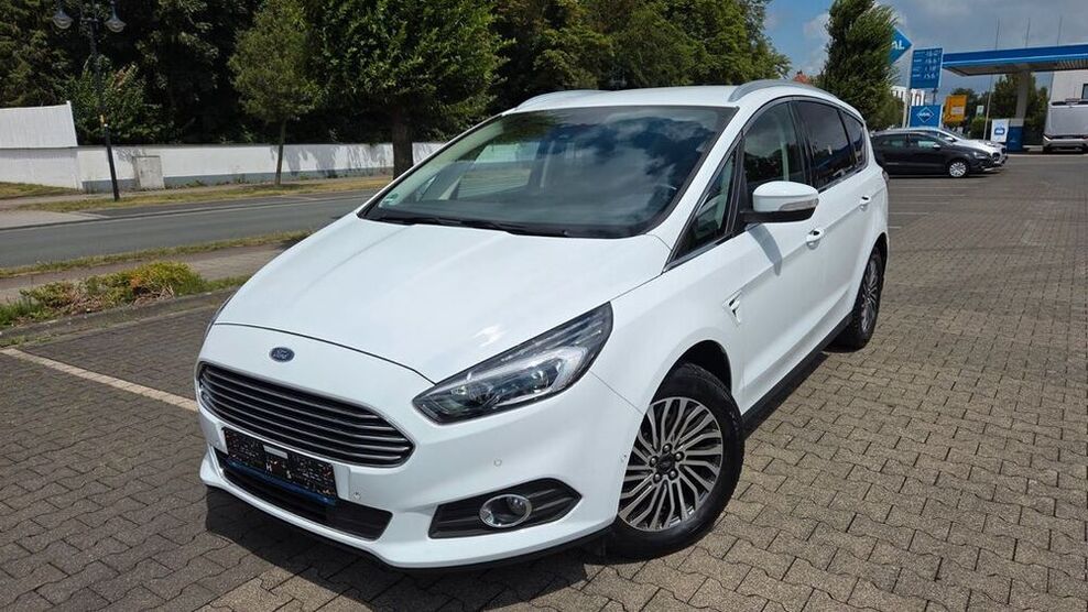 S-Max
