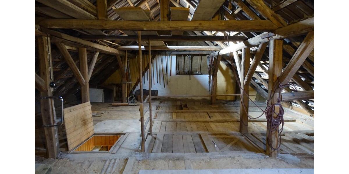 Einfamilienhaus Uslar - 9 Zimmer, 170 m&sup2;, 150.000&euro; | Angebot:26406917