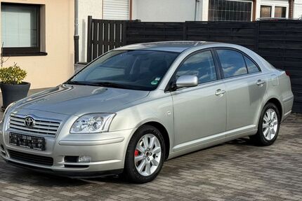 Toyota Avensis 93.000 km 5.500 &euro; Bitburg 54634