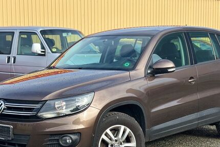 VW Tiguan 124.908 km 8.998 &euro; Stralsund 18437