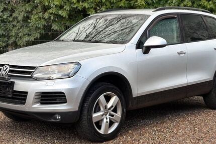 VW Touareg 189.500 km 9.900 &euro; Fintel 27389