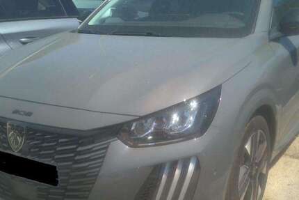 Peugeot 208 20.168 km 14.980 € Rüsselsheim 65428