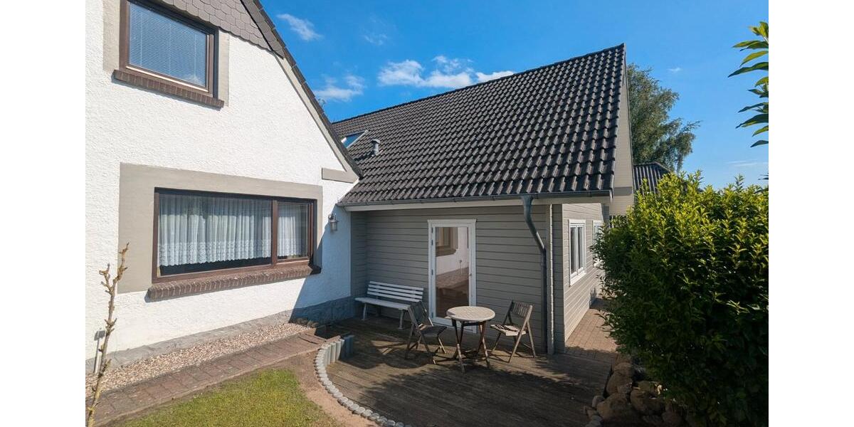 Einfamilienhaus Struxdorf - 9 Zimmer, 240 m&sup2;, 324.500&euro; | Angebot:27004910
