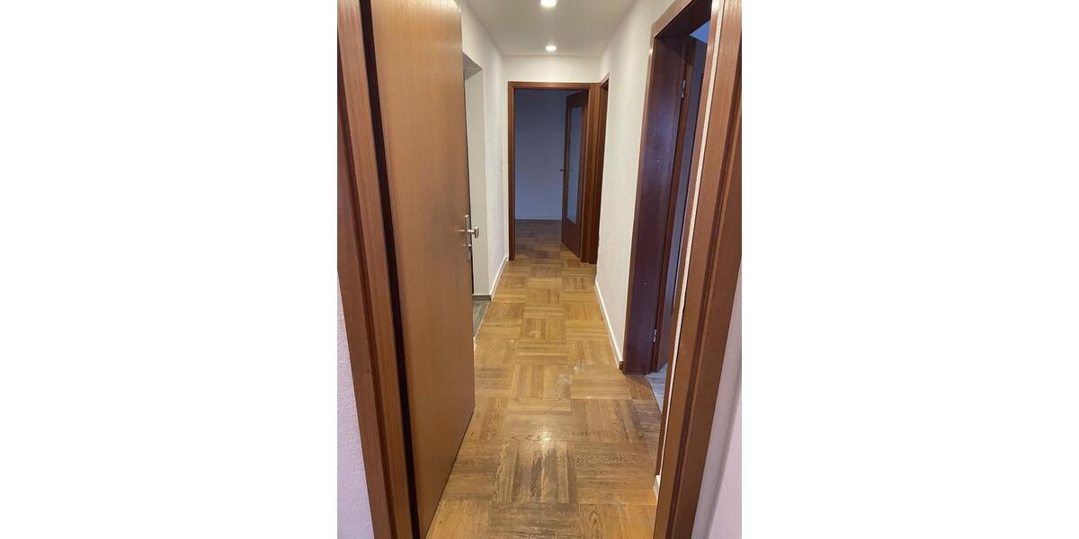 Etagenwohnung Villingen-Schwenningen Schwenningen - 3 Zimmer, 65 m&sup2;, 700&euro; | Angebot:25512989