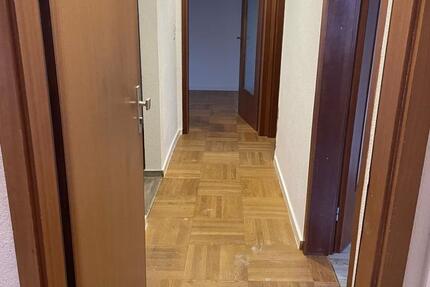 Wohnung Villingen-Schwenningen Schwenningen - 3 Zimmer, 65 m&sup2;, 700&euro; | Angebot:25512989