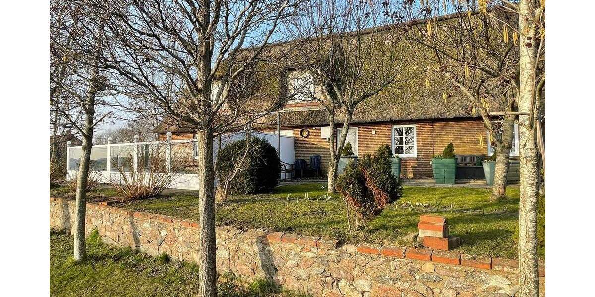 Doppelhaushälfte Bordelum Sterdebüll - 4 Zimmer, 185 m&sup2;, 179.000&euro; | Angebot:25897865