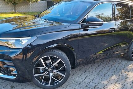 VW Tiguan 15.200 km 45.800 € Berlin 13437