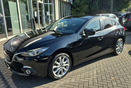 Mazda 3 86.254 km 14.590 &euro; Datteln 45711