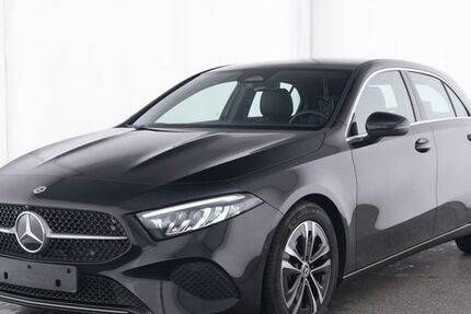 Mercedes-Benz A 180 14.369 km 26.979 &euro; Mainburg 84048