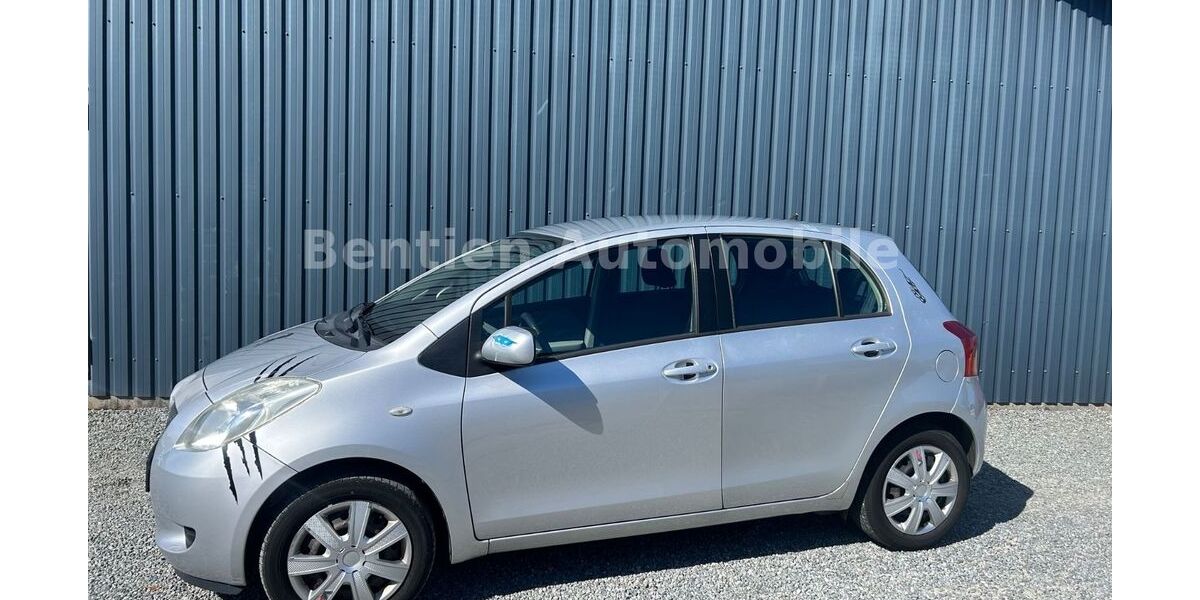 Toyota Yaris 179.820 km 2.890 &euro; Schleswig 24837