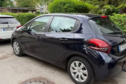 Peugeot 208 57.000 km 5.700 &euro; Germering 82110