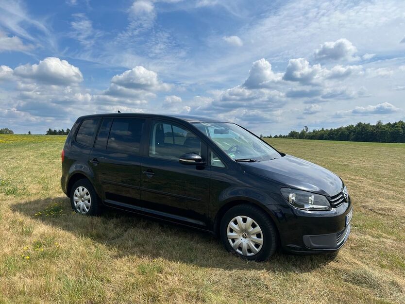 VW Touran 201.000 km 5.399 € Brachttal 63636
