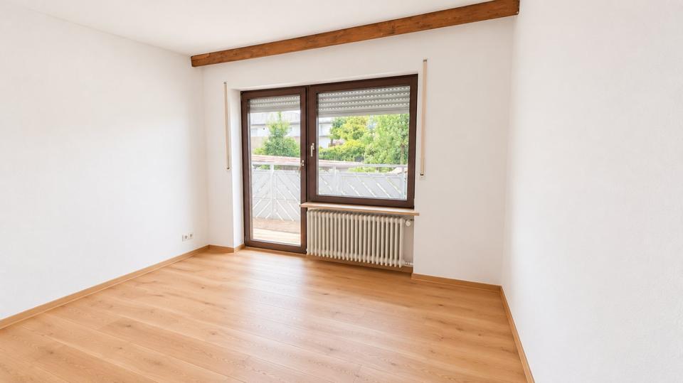 Einfamilienhaus Teningen - 16 Zimmer, 401 m&sup2;, 1.200.000&euro; | Angebot:27077548