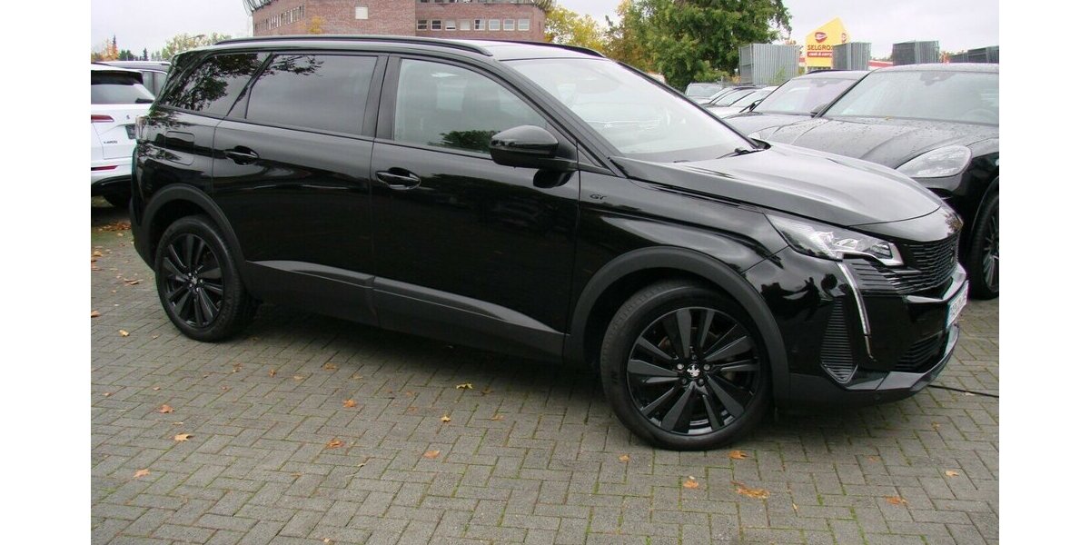 Peugeot 5008 1.2 PureTech 130 GT Focal ACC Pano 7Sitzer Le 30.873 km 27.480 &euro; Falkensee 14612