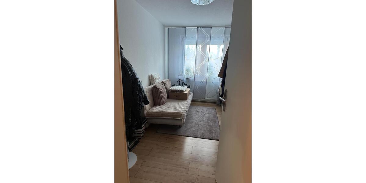 Etagenwohnung Sankt Georgen im Schwarzwald - 3.5 Zimmer, 87 m&sup2;, 236.000&euro; | Angebot:26251632