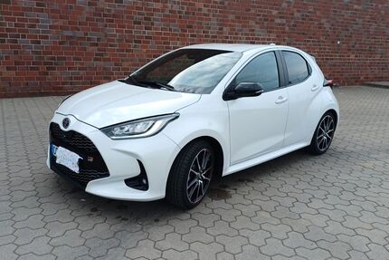 Toyota Yaris 23.147 km 22.699 &euro; Klein Wesenberg 23860