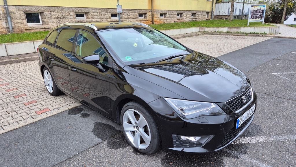 Seat Leon 77.234 km 10.200 &euro; Suhl 98529