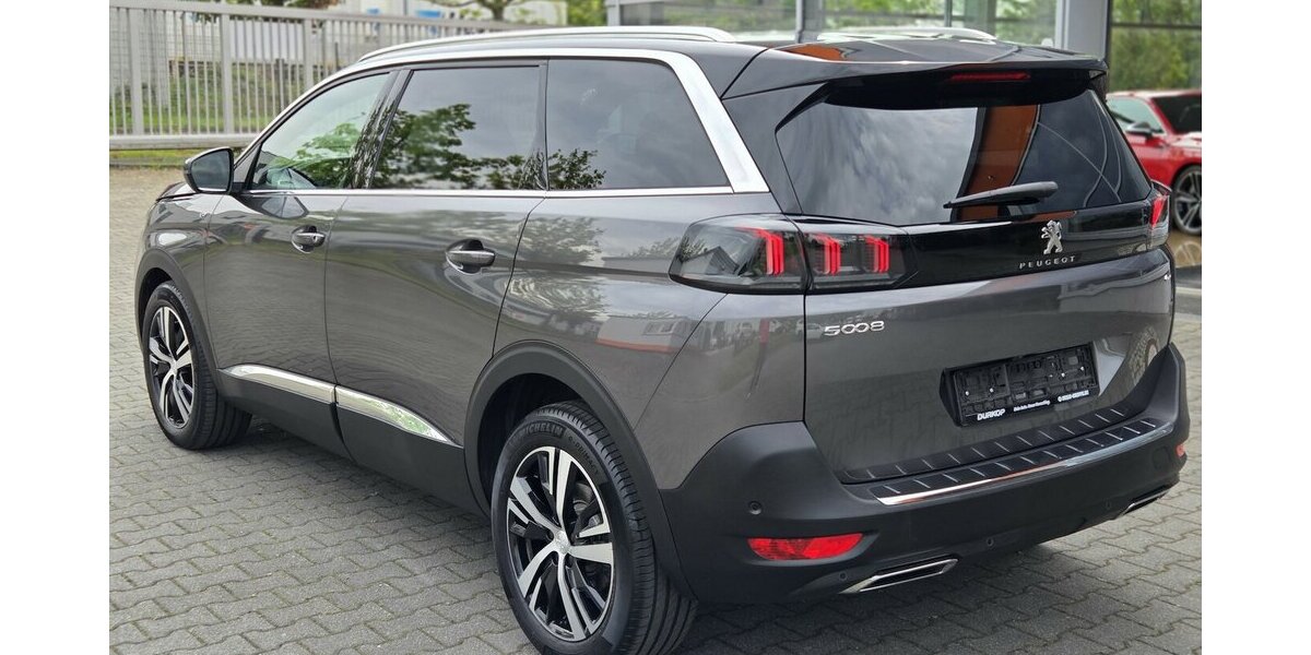 Peugeot 5008 GT 7 Sitze LED Autom. 16.678 km 24.000 &euro; Wilsdruff 01723