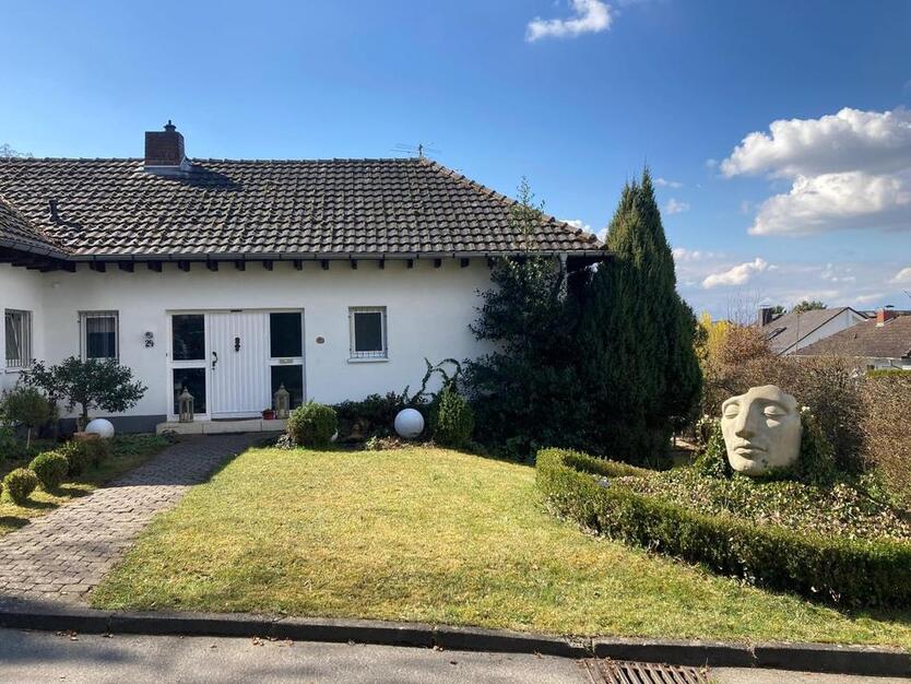 EFH mit gr. Garten in bevorzugter und ruhiger Lage in KO-Arenberg