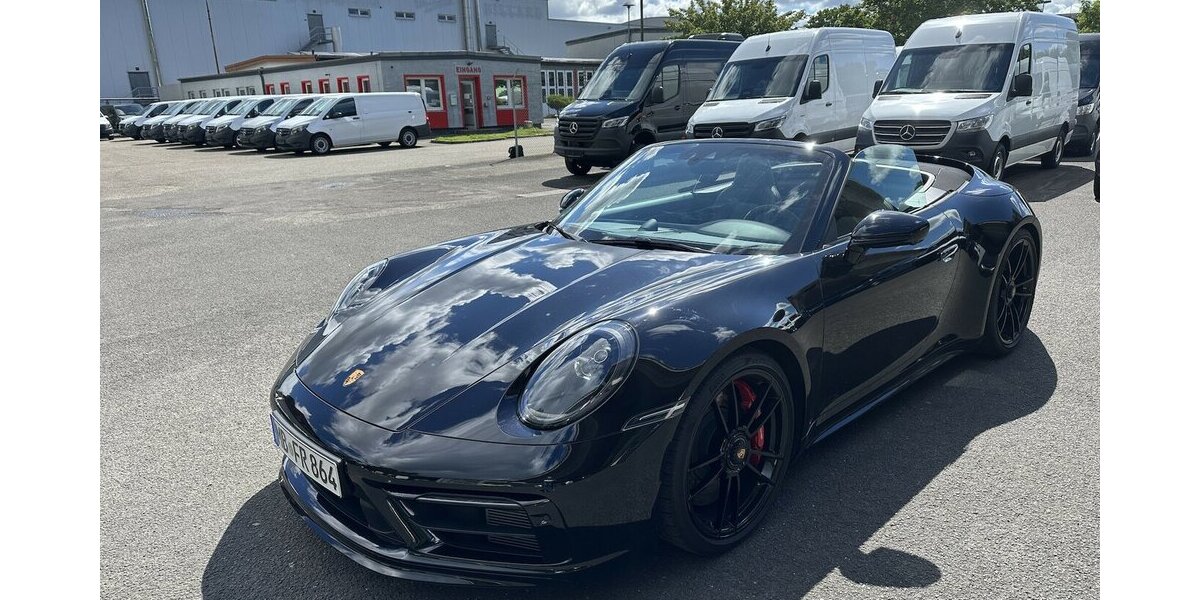 Porsche 911 Carrera 4 GTS Cabriolet 11.803 km 165.410 &euro; Mainz 55122