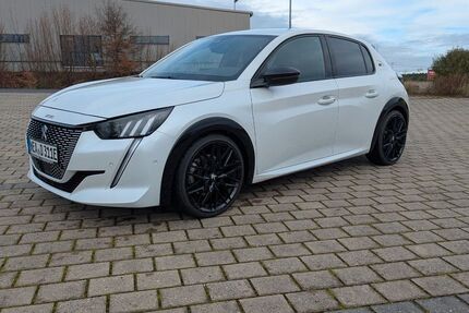 Peugeot 208 60.000 km 14.800 € Emskirchen 91448