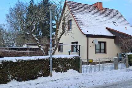 Haus zum Kaufen in Bergen auf Rügen 160.000 € 90 m² 3 zimmer