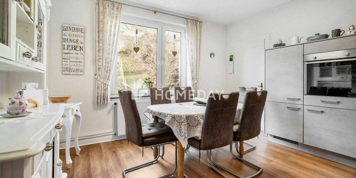 Mehrfamilienhaus, Wohnhaus Meschede Wennemen - 4 Zimmer, 130 m&sup2;, 220.000&euro; | Angebot:25697574