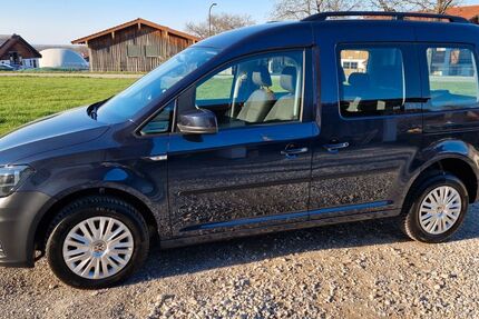 VW Caddy 110.900 km 14.250 &euro; Bad Feilnbach 83075