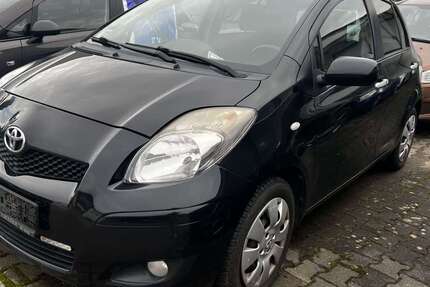 Toyota Yaris 200.000 km 2.490 &euro; Baindt 88255