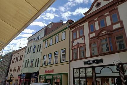 NEU - 4 Zimmer-Wohnung in Zentrum zu vermieten