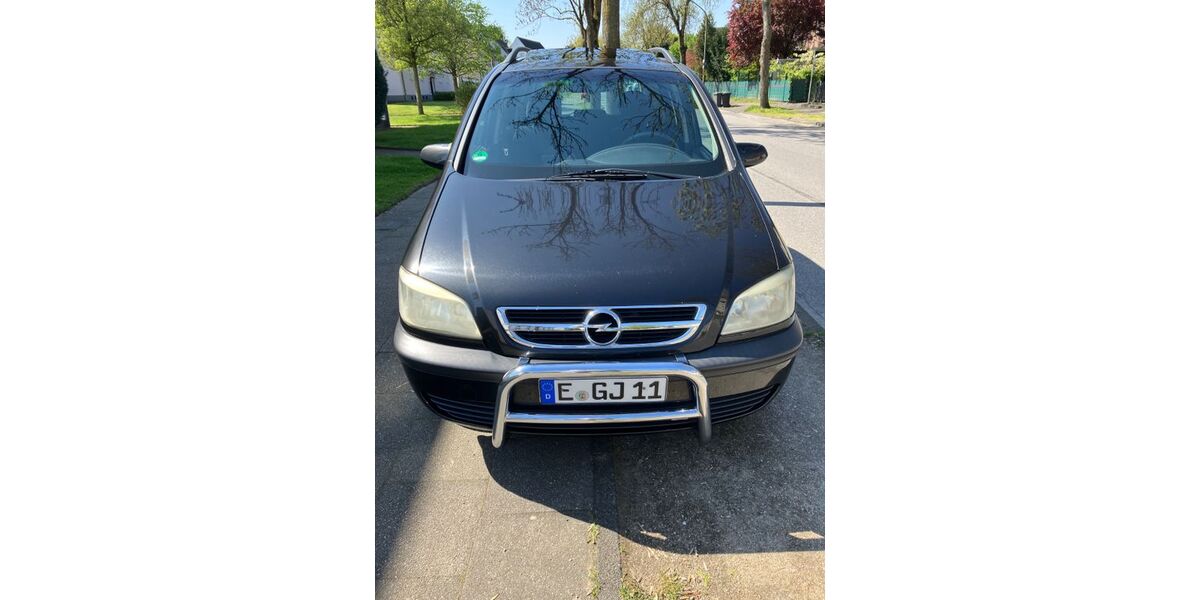 Opel Zafira 272.700 km 1.700 &euro; essen 45355