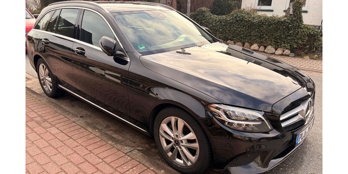 Mercedes-Benz C 220 158.063 km 21.100 &euro; Wankendorf 24601