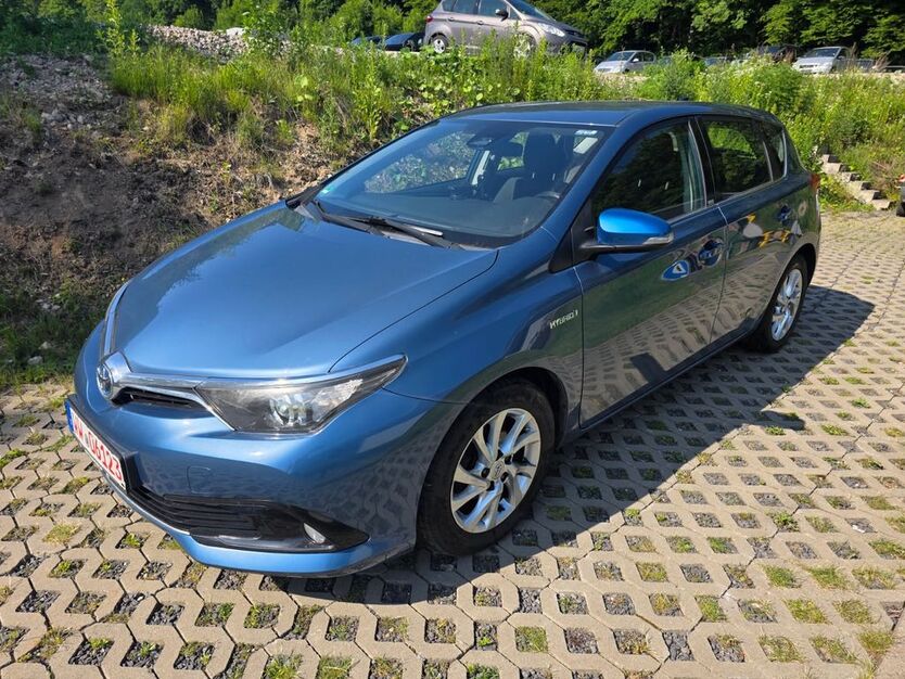 Toyota Auris 160.000 km 11.499 € Westerburg 56457