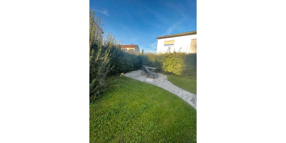 Doppelhaushälfte Vöhringen - 5 Zimmer, 140 m&sup2;, 440.000&euro; | Angebot:26840073