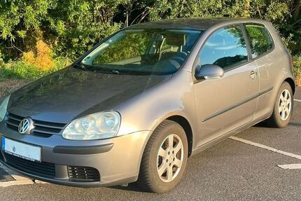 VW Golf 225.000 km 1.790 &euro; Kall 53925